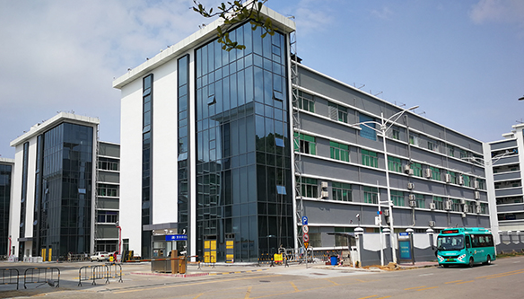 中堂镇智慧园区幕墙维修